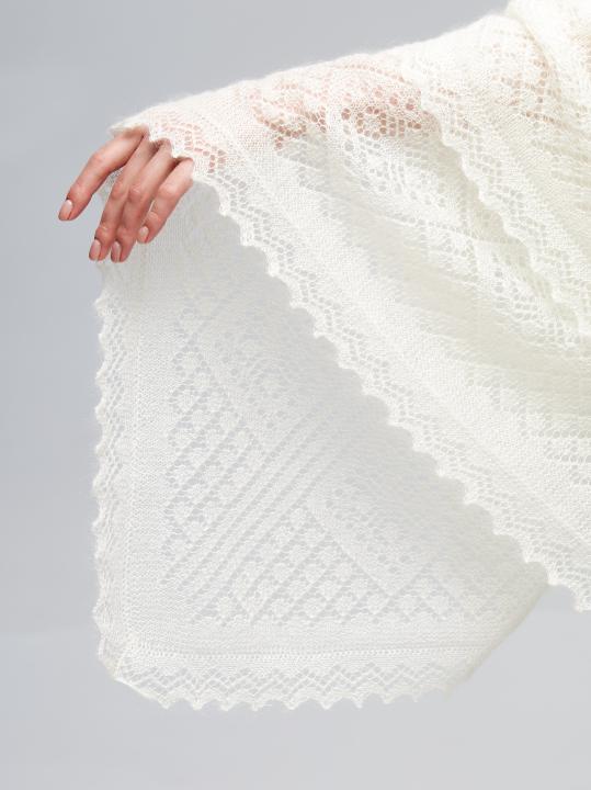 Premium Ecru Down & Silk Shawl (130 × 130 cm)