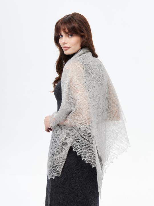 Gray Lace Down Shawl (120 × 120 cm)
