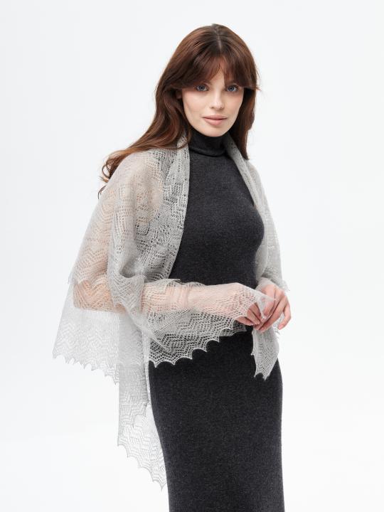 Gray Lace Down Shawl (120 × 120 cm)