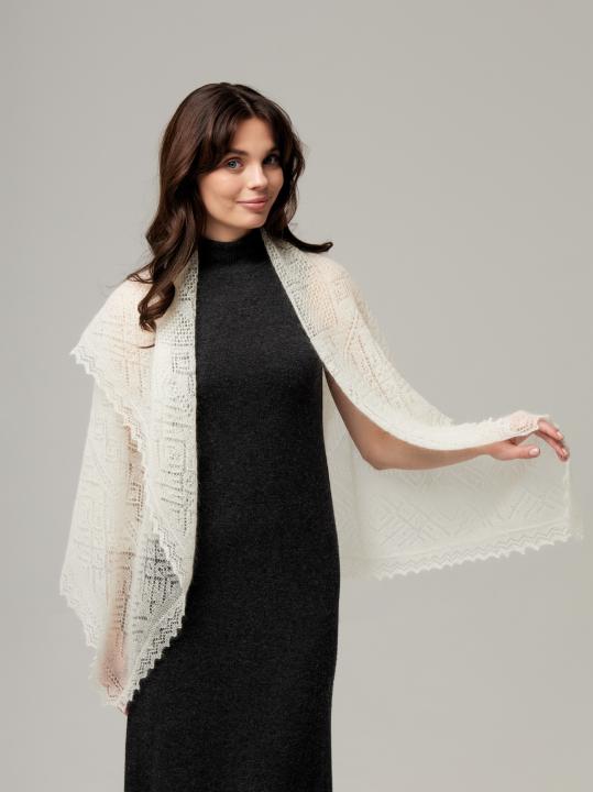 Premium Ecru Lace Down Shawl (120 × 120 cm)