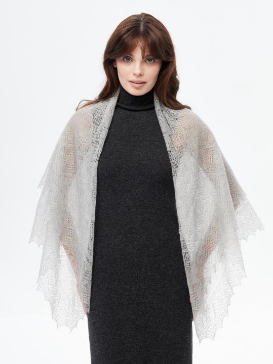 Gray Lace Down Shawl (120 × 120 cm)