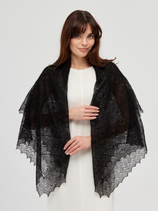 Black Lace Down Shawl (120 × 120 cm)
