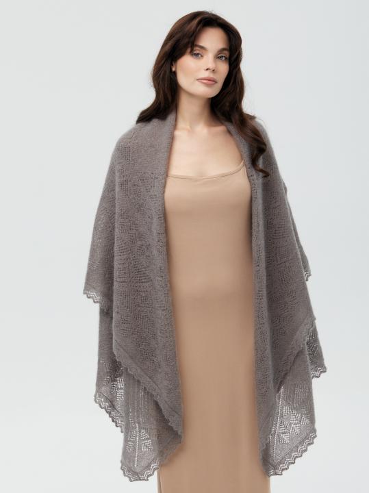 Premium Gray Down Shawl (150 × 150 cm)