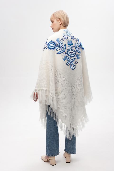 Embroidered White Down Shawl (150 × 150 cm)