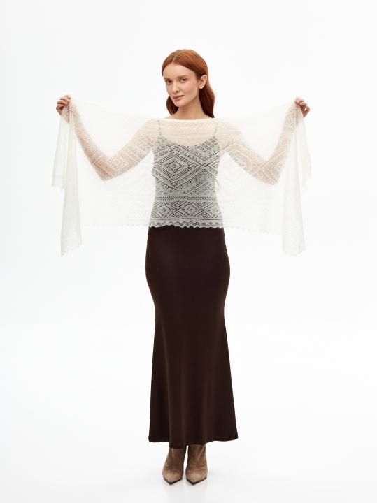 Ecru Lace Down Stole (140 × 60 cm)
