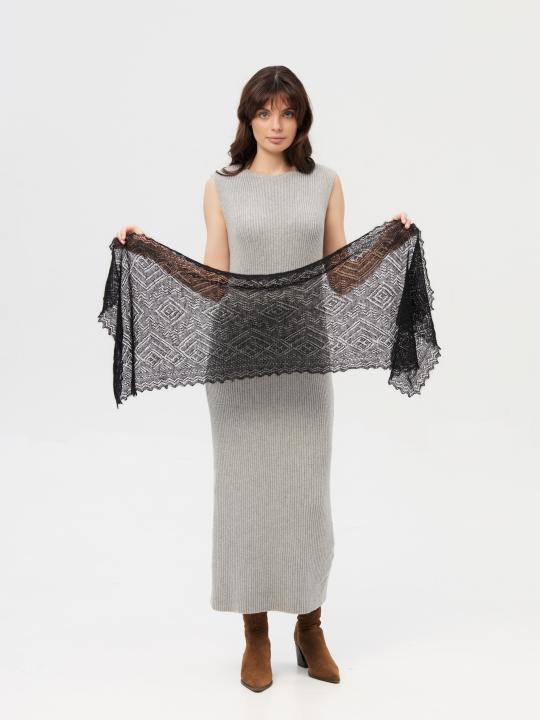 Black Lace Down Stole (120 × 40 cm)