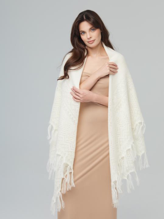 Premium White Down & Silk Shawl (150 × 150 cm)