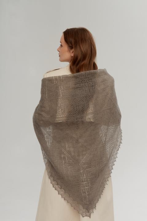 Gray Lace Down Shawl (120×120 cm)