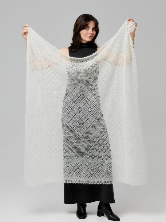 Premium Ecru Lace Down Shawl (120 × 120 cm)