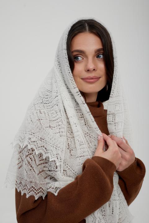 White Lace Down Shawl (120 × 120 cm)