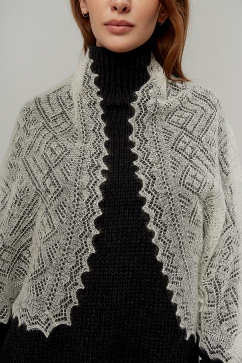 Ecru Lace Down Stole (120 × 40 cm)