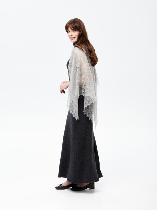 Gray Lace Down Shawl (120 × 120 cm)