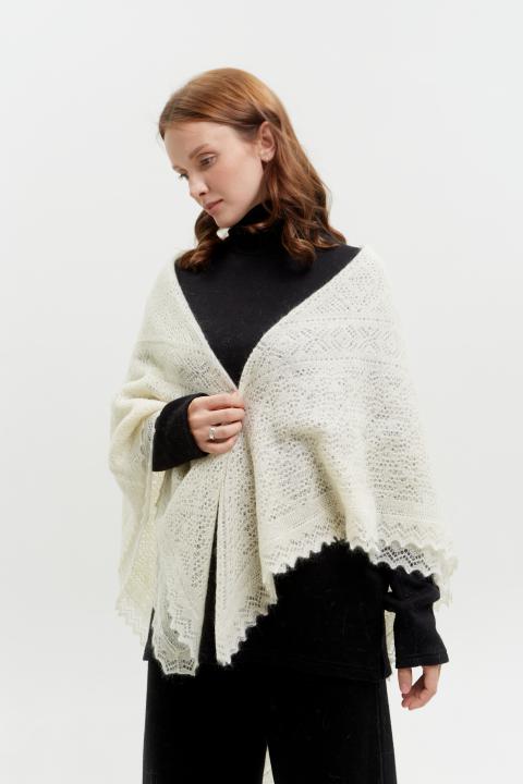 Premium Ecru Down Shawl (130 × 130 cm)