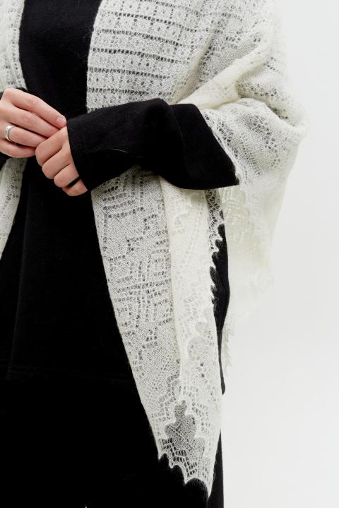 Ecru Lace Down Shawl