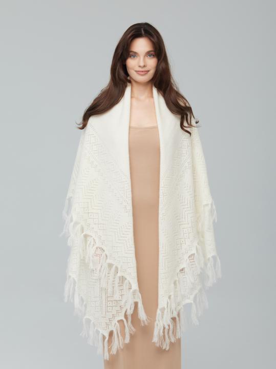 Premium White Down & Silk Shawl (150 × 150 cm)
