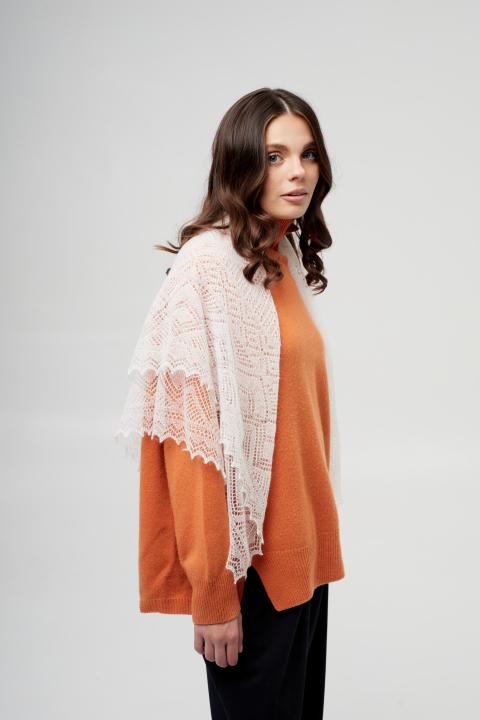 White Lace Down Shawl (100 × 100 cm)