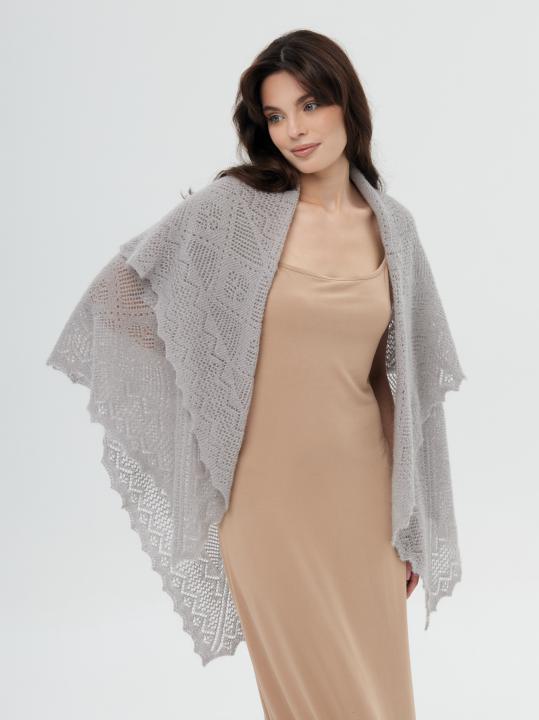Gray Warm Down Shawl (120 × 120 cm)