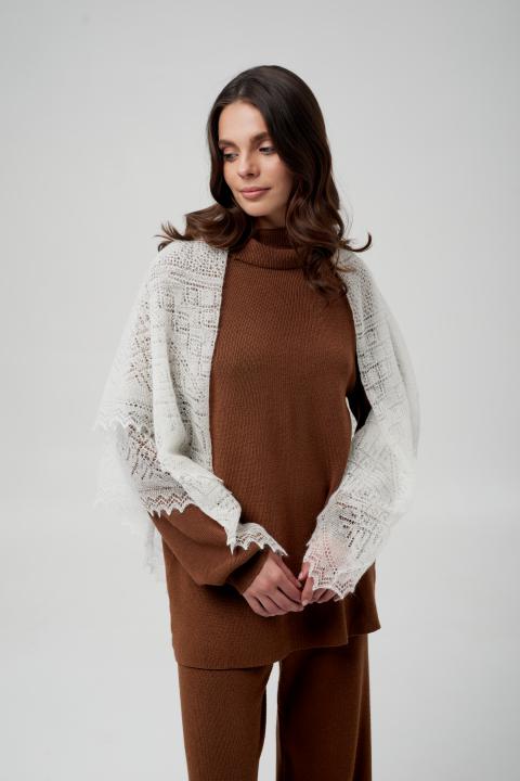White Lace Down Shawl (120 × 120 cm)
