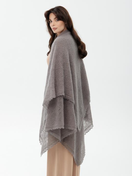 Premium Gray Down Shawl (150 × 150 cm)