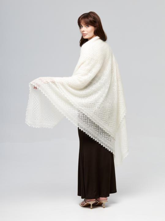 Premium Ecru Down & Silk Shawl (130 × 130 cm)