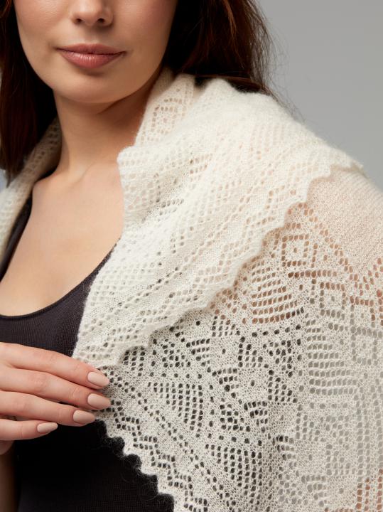 White Warm Down Shawl (100 × 100 cm)