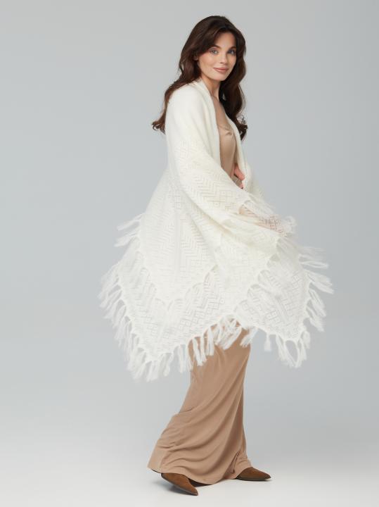 Premium White Down & Silk Shawl (150 × 150 cm)