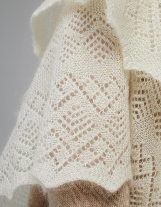 Warm Ecru Down Shawl (110 × 110 cm)