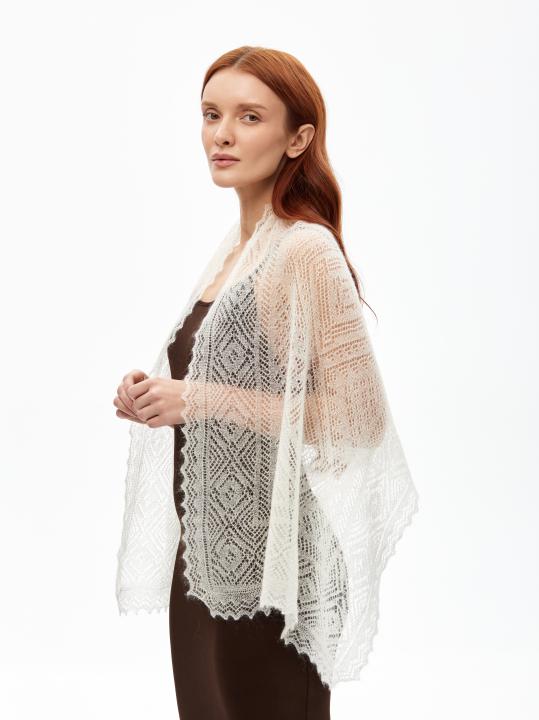 Ecru Lace Down Stole (140 × 60 cm)