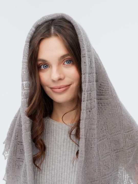 Gray Lace Down Shawl (110 × 110 cm)