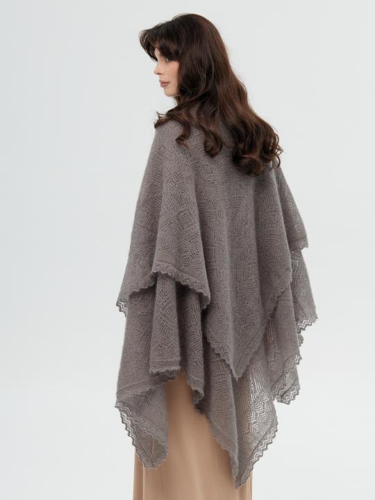Premium Gray Down Shawl (150 × 150 cm)