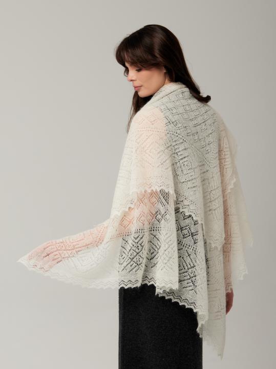 Premium Ecru Lace Down Shawl (120 × 120 cm)